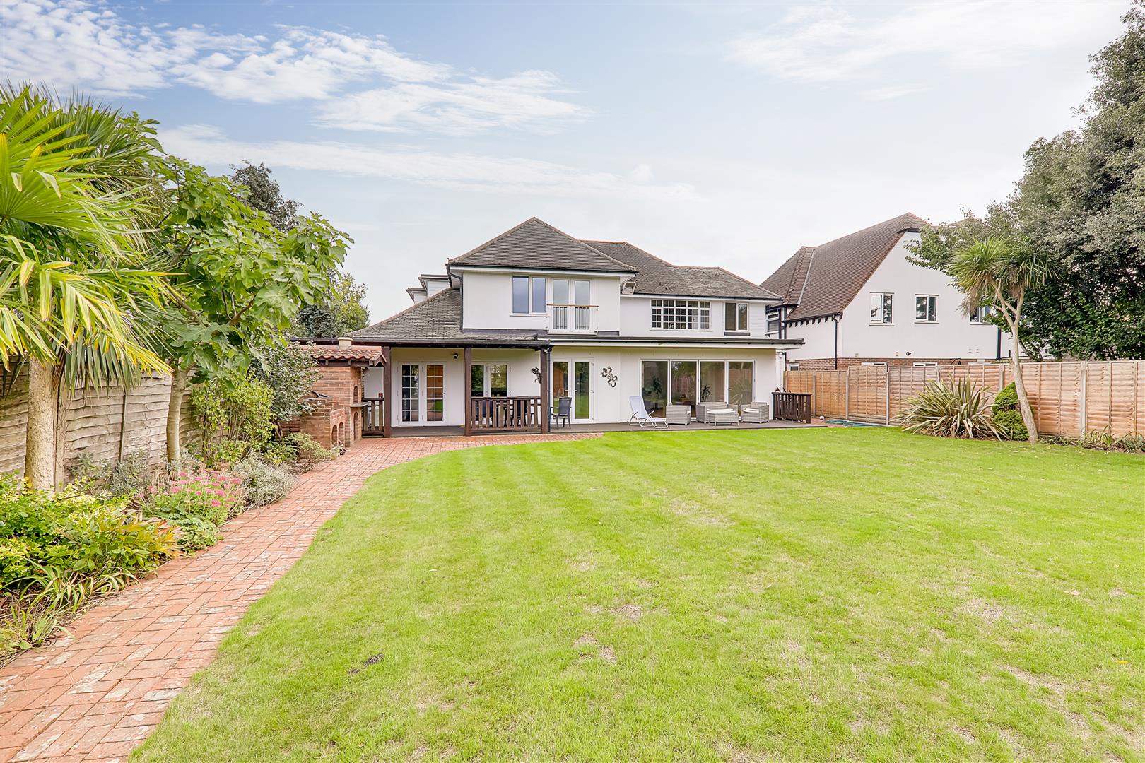 House - Detached | Upper Brighton Road, Charmandean, Worthing, BN14 9HY | For Sale